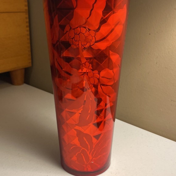 Starbucks Holiday Holly Red Foil Venti Tumbler - Picture 4 of 8